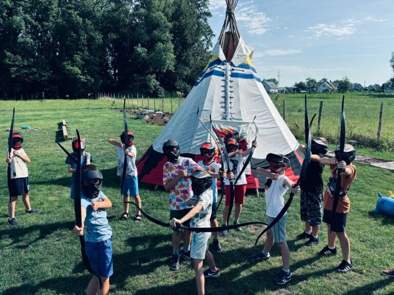 Warsztaty łucznicze przy tipi